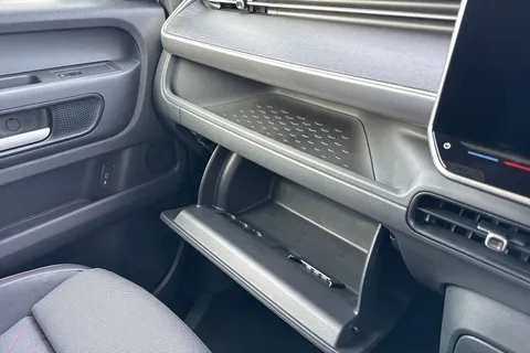 DH75EVL Volkswagen ID. Buzz GTX LWB 7 Seat 340 PS 79 kWh Pro Electric Automatic - Heat Pump Thumbnail #38