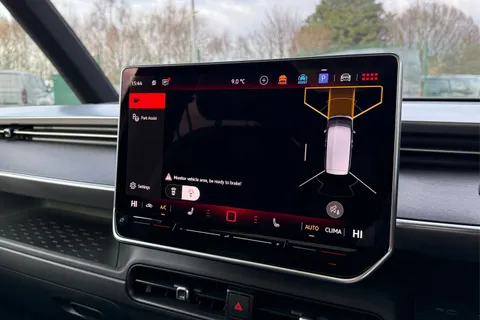 DH75EVL Volkswagen ID. Buzz GTX LWB 7 Seat 340 PS 79 kWh Pro Electric Automatic - Heat Pump Thumbnail #56