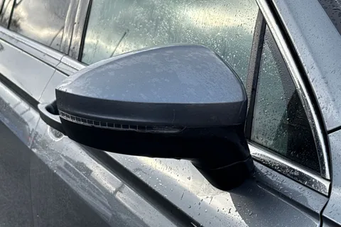 BT74LTN Volkswagen Tiguan Allspace 1.5 TSI R-Line 5dr DSG Thumbnail #12