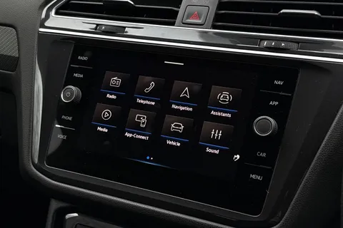 BT74LTN Volkswagen Tiguan Allspace 1.5 TSI R-Line 5dr DSG Thumbnail #21