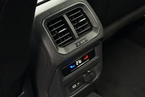 BT74LTN Volkswagen Tiguan Allspace 1.5 TSI R-Line 5dr DSG Thumbnail #36