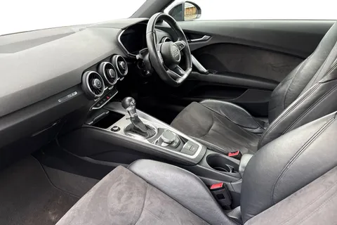 FB19ZWF Audi TT Coup- Sport 45 TFSI  245 PS S tronic Thumbnail #10