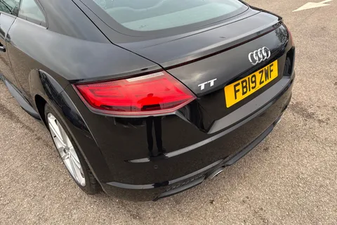 FB19ZWF Audi TT Coup- Sport 45 TFSI  245 PS S tronic Thumbnail #17