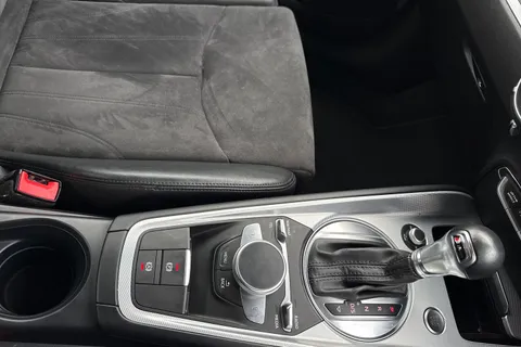 FB19ZWF Audi TT Coup- Sport 45 TFSI  245 PS S tronic Thumbnail #21