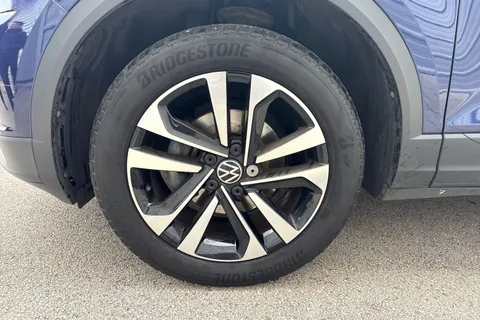 PF70VXT Volkswagen T-Roc 1.5 TSI EVO United Euro 6 (s/s) 5dr Thumbnail #13