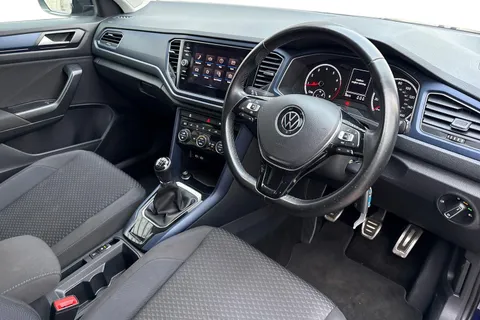 PF70VXT Volkswagen T-Roc 1.5 TSI EVO United Euro 6 (s/s) 5dr Thumbnail #15