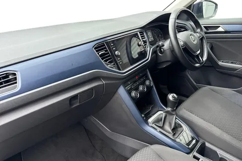 PF70VXT Volkswagen T-Roc 1.5 TSI EVO United Euro 6 (s/s) 5dr Thumbnail #16