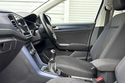 PF70VXT Volkswagen T-Roc 1.5 TSI EVO United Euro 6 (s/s) 5dr Thumbnail #32