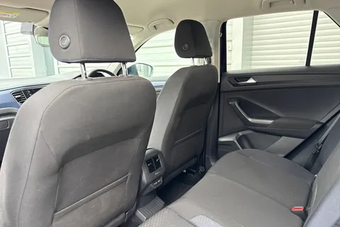 PF70VXT Volkswagen T-Roc 1.5 TSI EVO United Euro 6 (s/s) 5dr Thumbnail #33