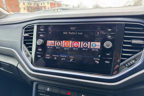 PF70VXT Volkswagen T-Roc 1.5 TSI EVO United Euro 6 (s/s) 5dr Thumbnail #44