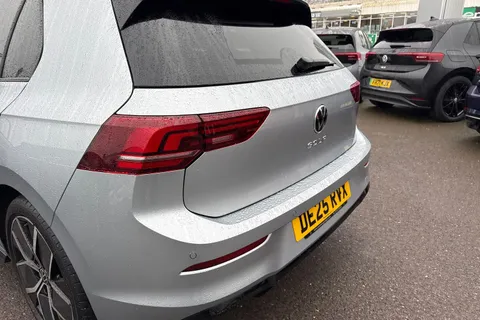 DE25RVX Volkswagen Golf 1.5 TSI 150 R-Line 5dr ⭐18' Leeds alloy wheels | Panoramic sunroof | Area V Thumbnail #8