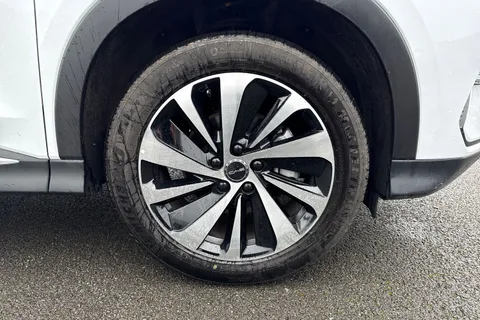 LD25YWS BYD Seal U 1.5 DM-i 18.3kWh Boost CVT Auto Euro 6 (s/s) 5dr Thumbnail #8