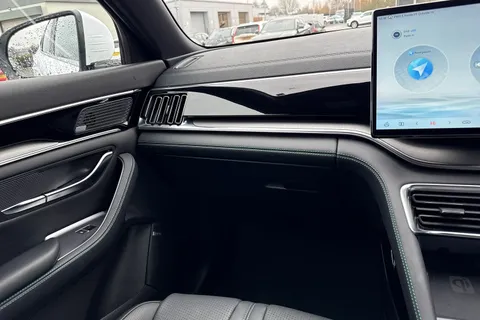 LD25YWS BYD Seal U 1.5 DM-i 18.3kWh Boost CVT Auto Euro 6 (s/s) 5dr Thumbnail #16