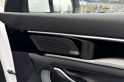 LD25YWS BYD Seal U 1.5 DM-i 18.3kWh Boost CVT Auto Euro 6 (s/s) 5dr Thumbnail #40