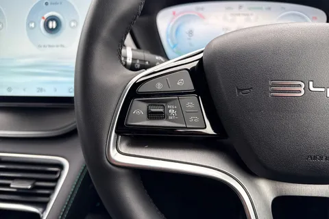 LD25YWS BYD Seal U 1.5 DM-i 18.3kWh Boost CVT Auto Euro 6 (s/s) 5dr Thumbnail #43