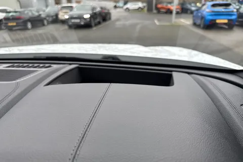 LD25YWS BYD Seal U 1.5 DM-i 18.3kWh Boost CVT Auto Euro 6 (s/s) 5dr Thumbnail #48