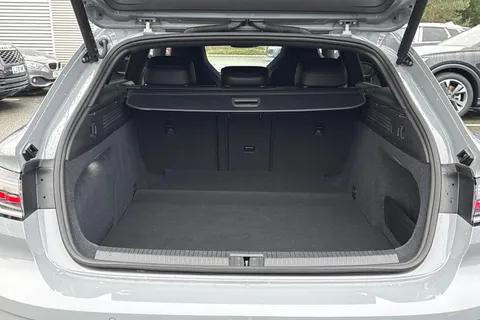 WL22ENJ Volkswagen Arteon 2.0 TSI R Shooting Brake DSG 4Motion Euro 6 (s/s) 5dr Thumbnail #7