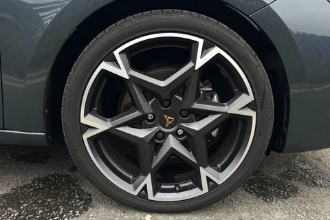 KY25HSV CUPRA Leon 1.5 TSI V2 Euro 6 (s/s) 5dr Thumbnail #14