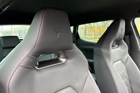 KM75LBJ CUPRA Leon 1.5 eHybrid 25.8kWh V3 DSG Euro 6 (s/s) 5dr Thumbnail #25