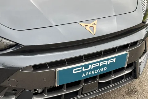 KM75LBJ CUPRA Leon 1.5 eHybrid 25.8kWh V3 DSG Euro 6 (s/s) 5dr Thumbnail #41