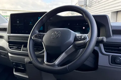 BT75AVR Volkswagen Transporter 2.0 TDI 150PS Commerce Pro Van Auto-Tailgate Thumbnail #19