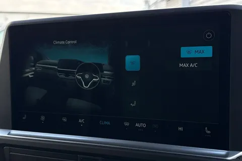 BT75AVR Volkswagen Transporter 2.0 TDI 150PS Commerce Pro Van Auto-Tailgate Thumbnail #23