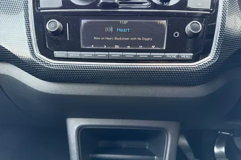 MT68VNY Volkswagen Up! 1.0 Move Up 5dr Thumbnail #21
