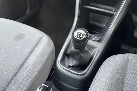 MT68VNY Volkswagen Up! 1.0 Move Up 5dr Thumbnail #23