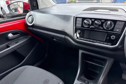 MT68VNY Volkswagen Up! 1.0 Move Up 5dr Thumbnail #30