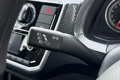 MT68VNY Volkswagen Up! 1.0 Move Up 5dr Thumbnail #37