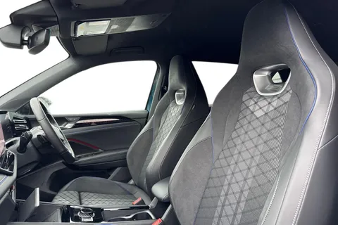 KT25OTU Volkswagen Tiguan 2.0 TDI R-Line 5dr DSG⭐IQ.LIGHT | Infotainment package | Black Styling Pack Thumbnail #17