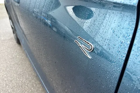 KT25OTU Volkswagen Tiguan 2.0 TDI R-Line 5dr DSG⭐IQ.LIGHT | Infotainment package | Black Styling Pack Thumbnail #31