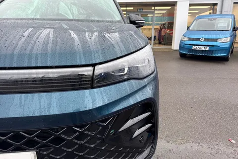 KT25OTU Volkswagen Tiguan 2.0 TDI R-Line 5dr DSG⭐IQ.LIGHT | Infotainment package | Black Styling Pack Thumbnail #33