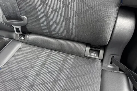 KT25OTU Volkswagen Tiguan 2.0 TDI R-Line 5dr DSG⭐IQ.LIGHT | Infotainment package | Black Styling Pack Thumbnail #37