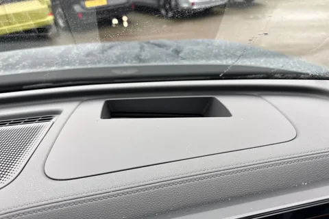 KT25OTU Volkswagen Tiguan 2.0 TDI R-Line 5dr DSG⭐IQ.LIGHT | Infotainment package | Black Styling Pack Thumbnail #48