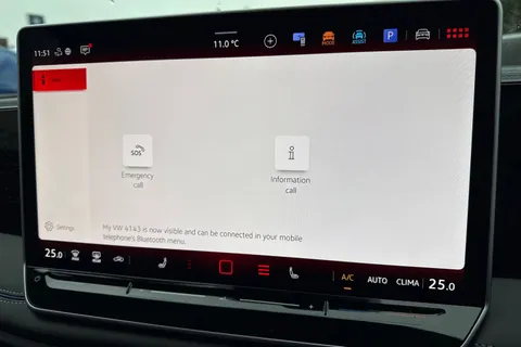 KT25OTU Volkswagen Tiguan 2.0 TDI R-Line 5dr DSG⭐IQ.LIGHT | Infotainment package | Black Styling Pack Thumbnail #54