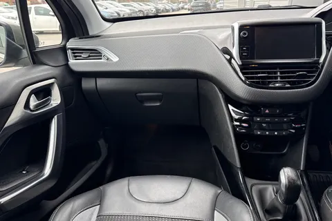 OE16POU PEUGEOT 2008 1.2 PureTech Allure 5dr Thumbnail #20