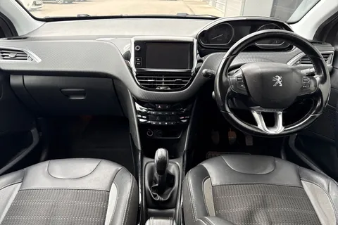 OE16POU PEUGEOT 2008 1.2 PureTech Allure 5dr Thumbnail #35