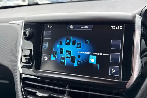 OE16POU PEUGEOT 2008 1.2 PureTech Allure 5dr Thumbnail #44