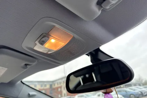 OE16POU PEUGEOT 2008 1.2 PureTech Allure 5dr Thumbnail #55