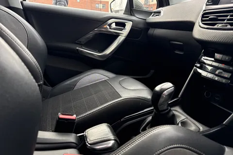 OE16POU PEUGEOT 2008 1.2 PureTech Allure 5dr Thumbnail #56