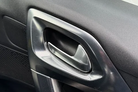 OE16POU PEUGEOT 2008 1.2 PureTech Allure 5dr Thumbnail #59