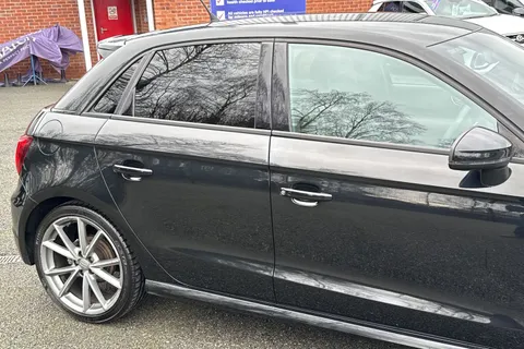 DA18FDY Audi A1 1.4 TFSI Black Edition Sportback Euro 6 (s/s) 5dr (Nav) Thumbnail #29