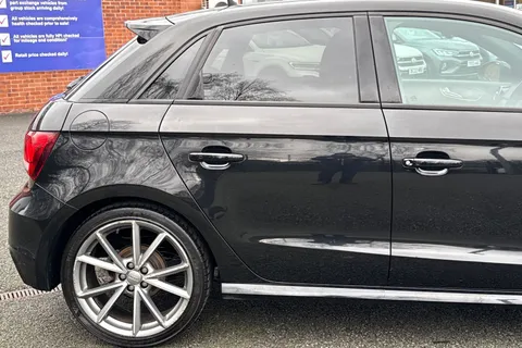 DA18FDY Audi A1 1.4 TFSI Black Edition Sportback Euro 6 (s/s) 5dr (Nav) Thumbnail #30
