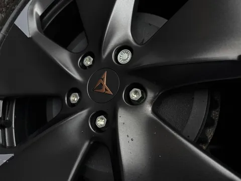  CUPRA Born e-Boost 59kWh V1 Auto 5dr Thumbnail #28