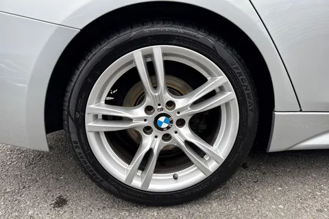 YL18OVN BMW 3 Series 2.0 320d M Sport Auto Euro 6 (s/s) 4dr Thumbnail #11