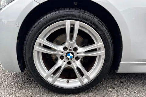 YL18OVN BMW 3 Series 2.0 320d M Sport Auto Euro 6 (s/s) 4dr Thumbnail #12