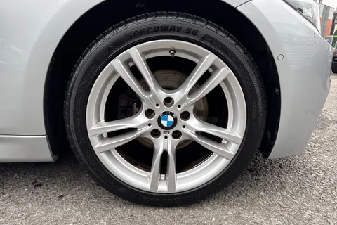 YL18OVN BMW 3 Series 2.0 320d M Sport Auto Euro 6 (s/s) 4dr Thumbnail #14