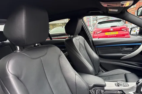 YL18OVN BMW 3 Series 2.0 320d M Sport Auto Euro 6 (s/s) 4dr Thumbnail #25