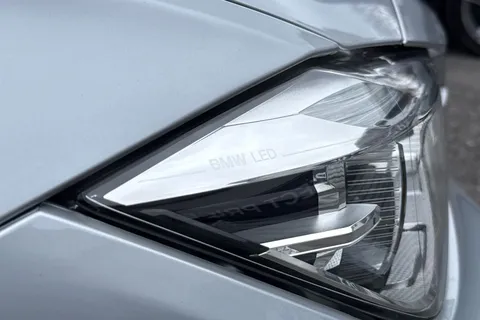 YL18OVN BMW 3 Series 2.0 320d M Sport Auto Euro 6 (s/s) 4dr Thumbnail #36